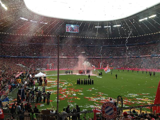 Meisterfeier in der Allianz Arena – Foto 1