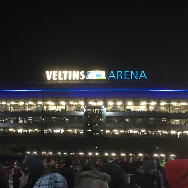 Auswärtssieg auf Schalke – Foto 1