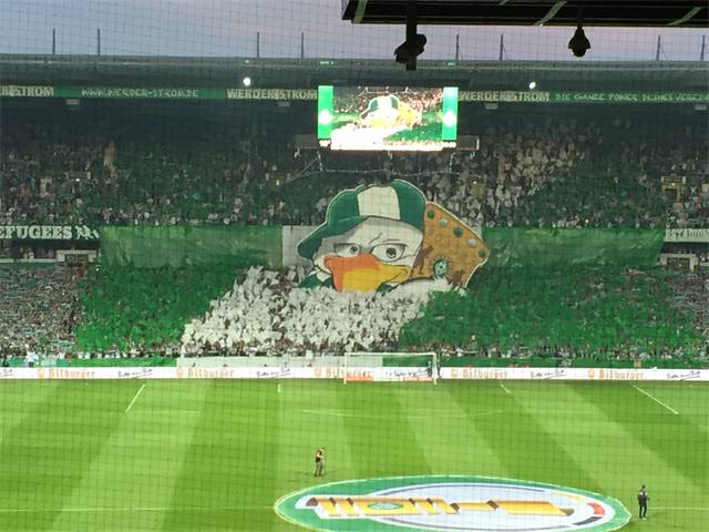 Sieg im DFB-Pokal Halbfinale – Foto 2